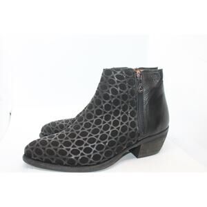 Kanna Belos Black Laser Cut Leather Western Ankle Boots sz 39 EU/ 8.5 US